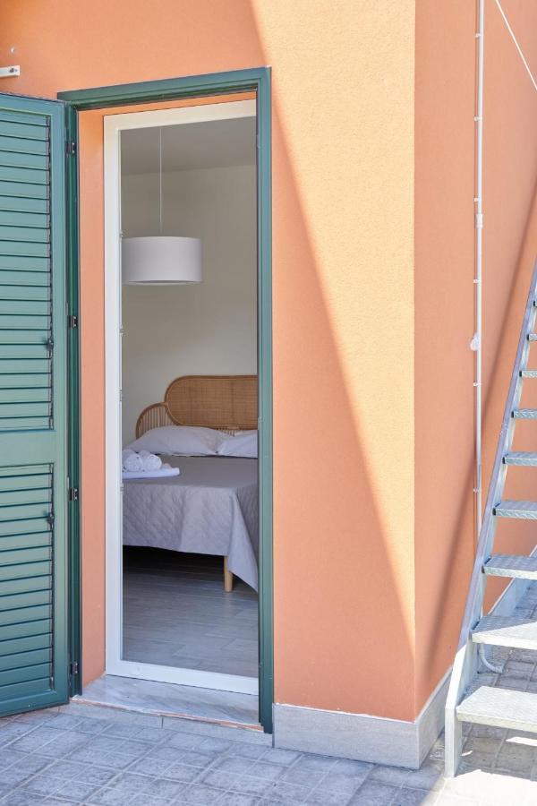 Salinelle Rooms Ласкари Екстериор снимка